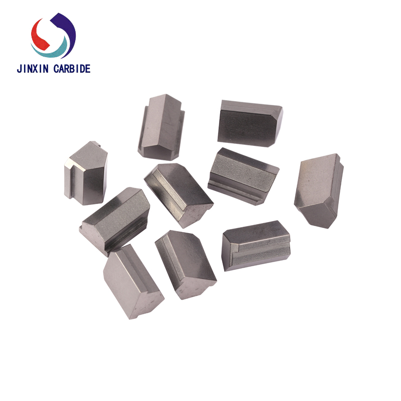 ما هو الفرق بين السيرميت والكربيد الأسمنتي؟